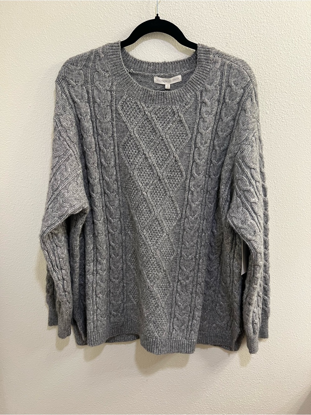 NWT Madison & Hudson gray cable knit sweater